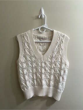 LOFT Cable Knit Sweater Vest Cream  Women's Size Small 100% Cotton